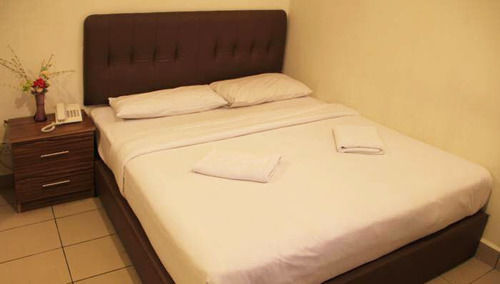 One Hotel Sadong Jaya Kota Kinabalu Exterior photo